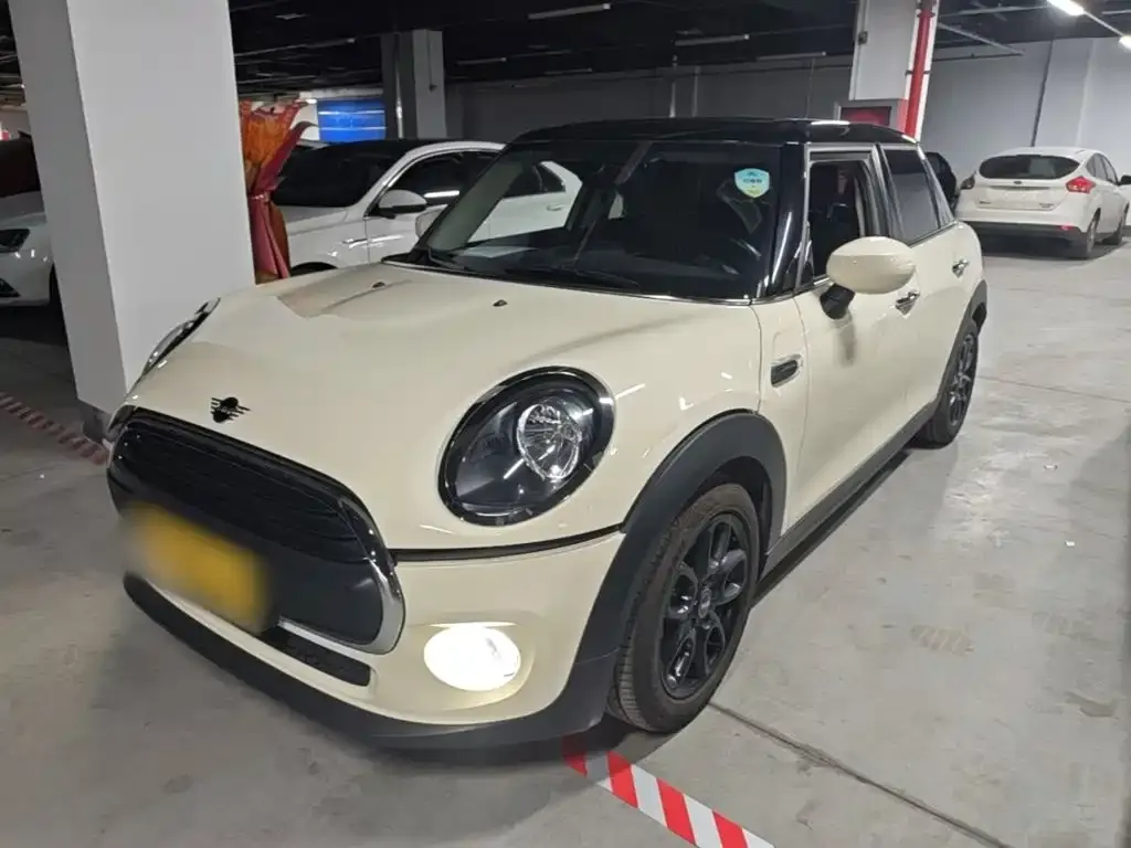 MINI Cooper (3-door) 2021 из CN, фото 2