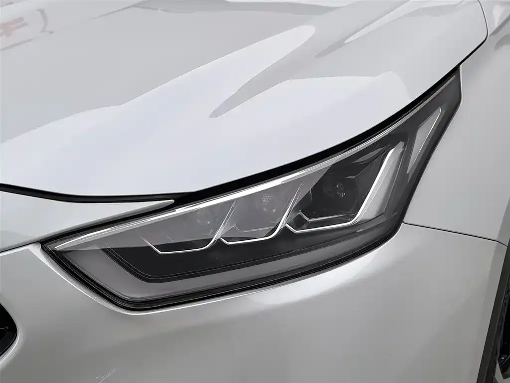Toyota Crown Kluger 2023 из CN, фото 3