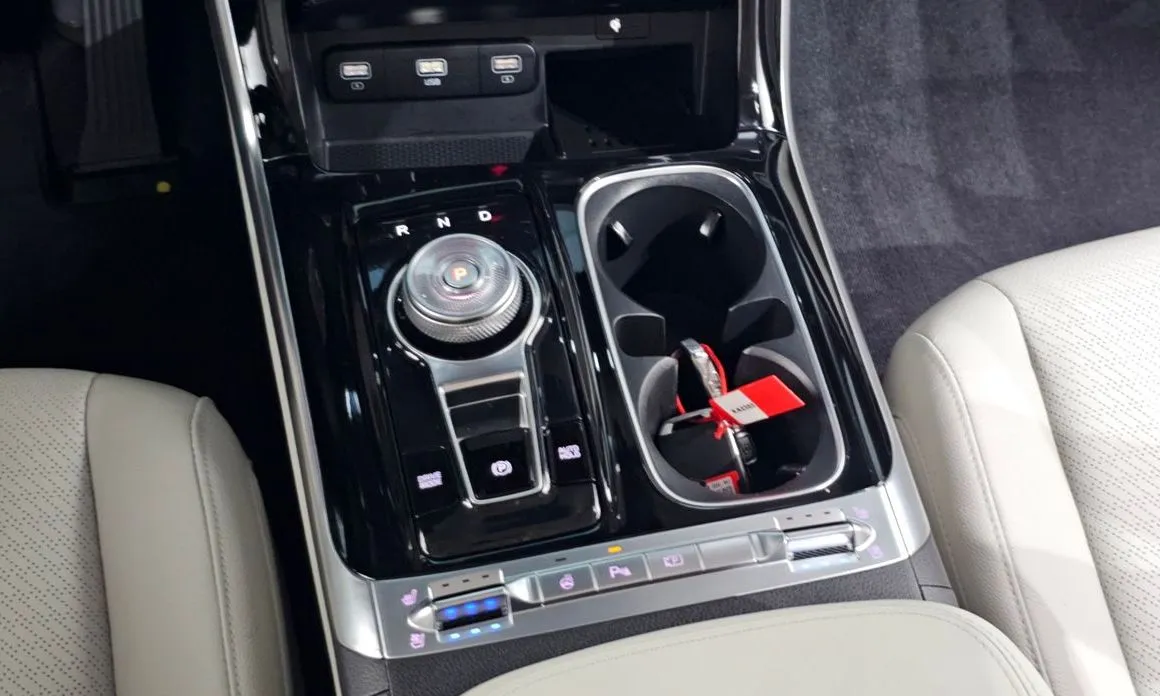 Kia Carnival 2023 из KR, фото 5