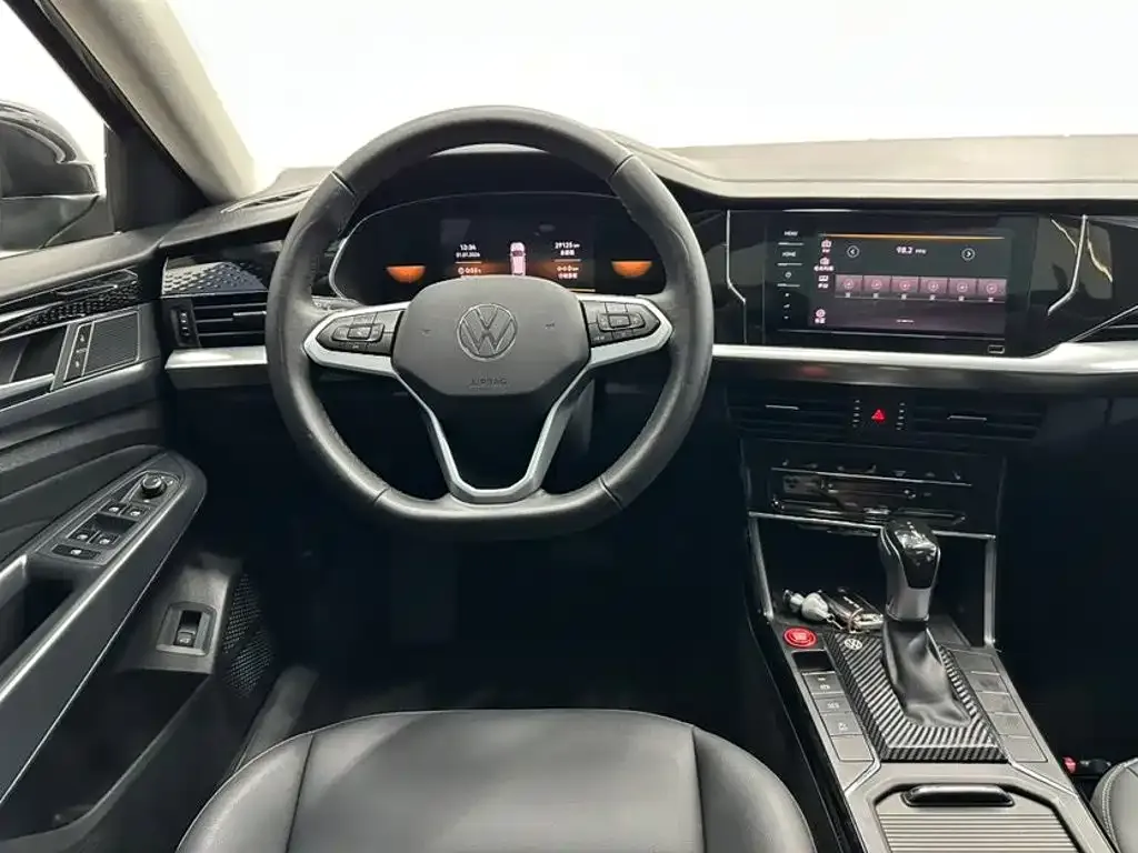 Volkswagen Passat — фото 8