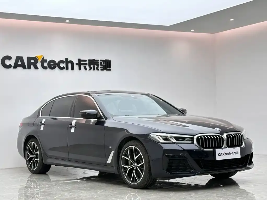 BMW 5 Series — фото 5