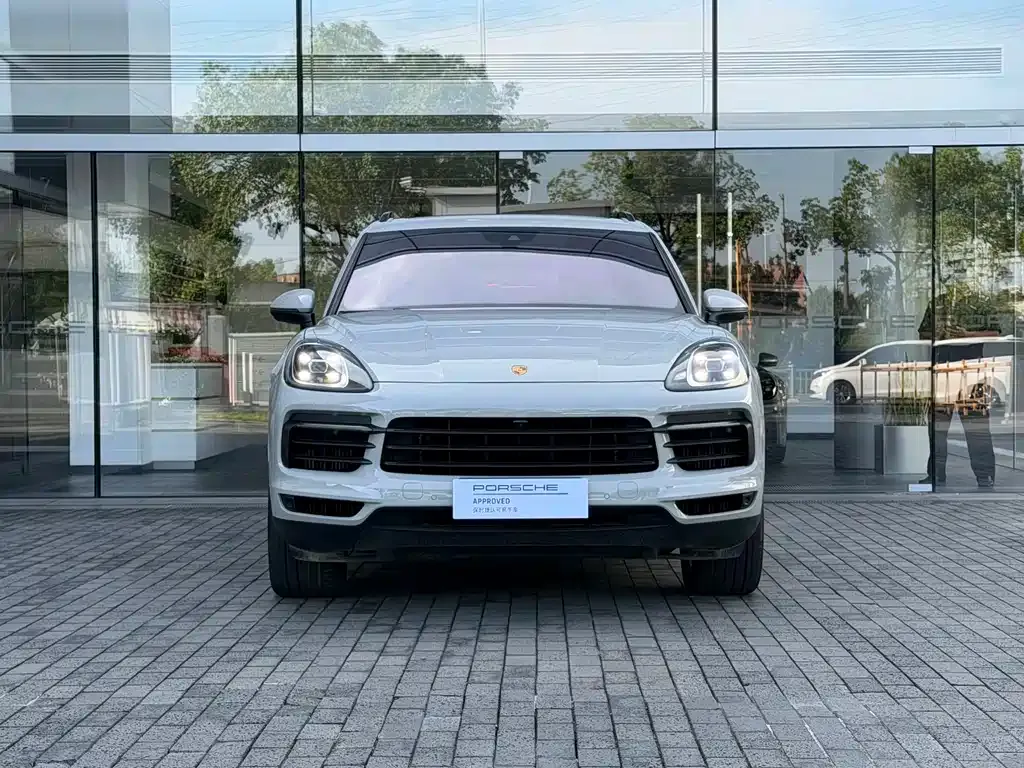 Porsche Cayenne — фото 9