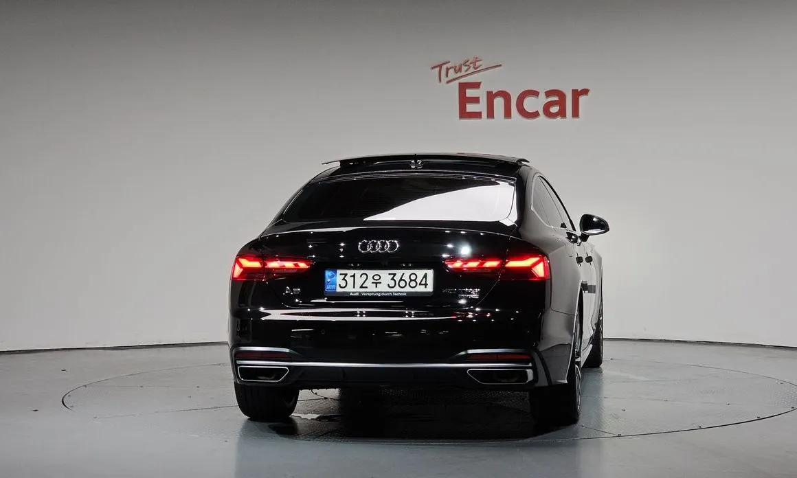 Audi A5 — фото 2