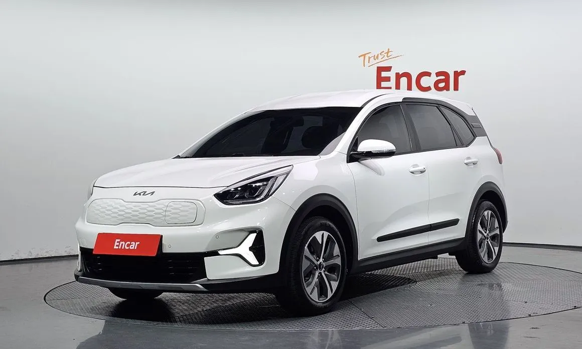 Kia Niro — фото 1