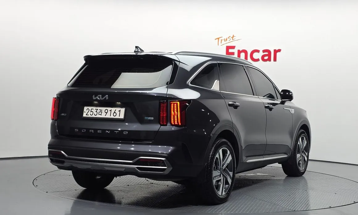Kia Sorento — фото 4