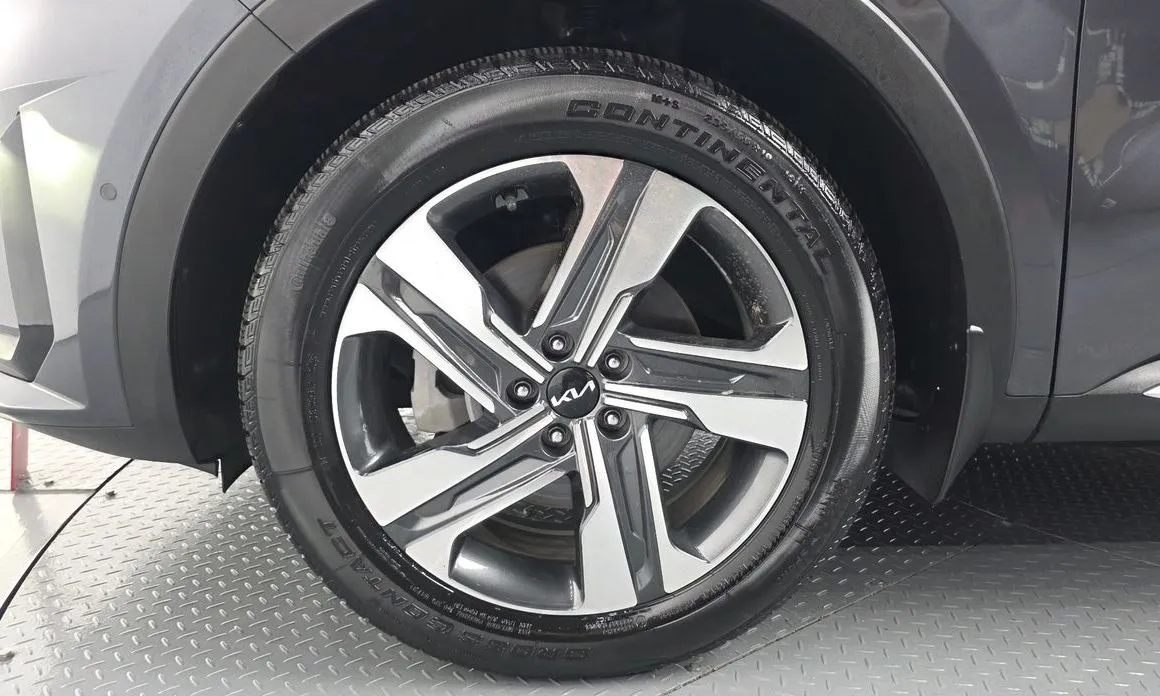 Kia Sorento — фото 5