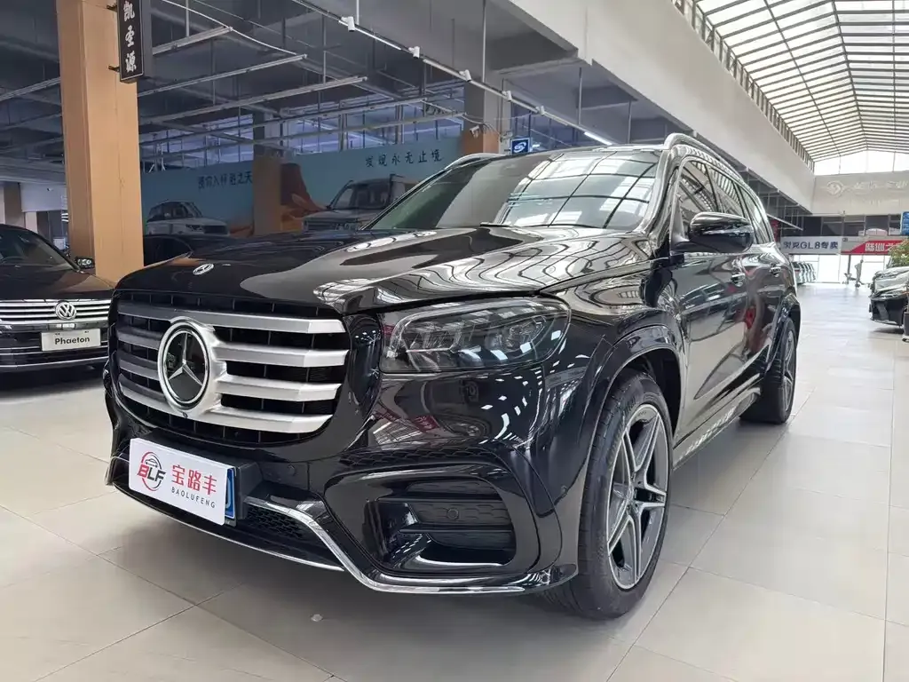 Mercedes-Benz GLS — фото 1