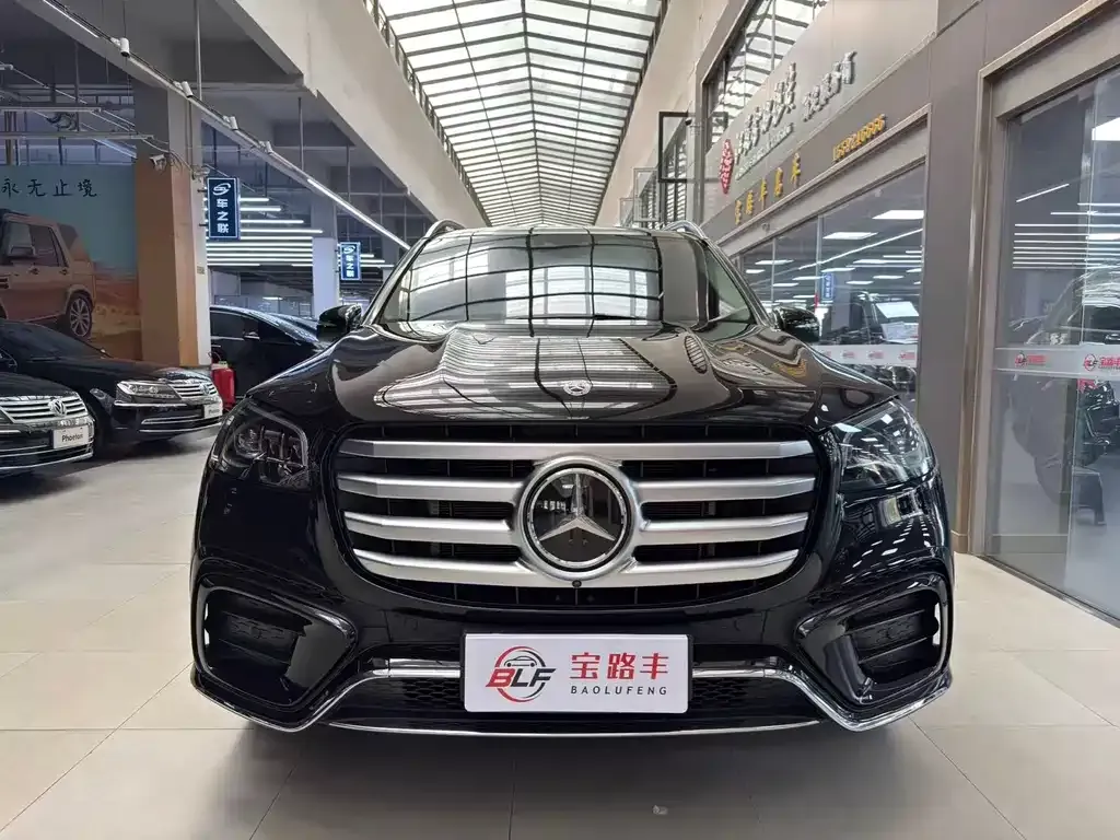 Mercedes-Benz GLS — фото 5