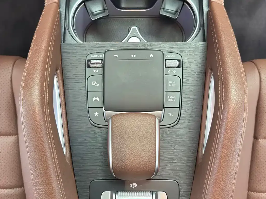 Mercedes-Benz GLS — фото 3