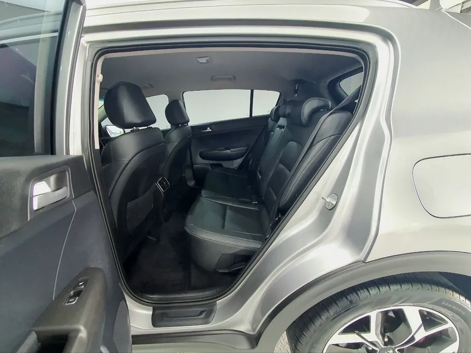 Kia Sportage — фото 7