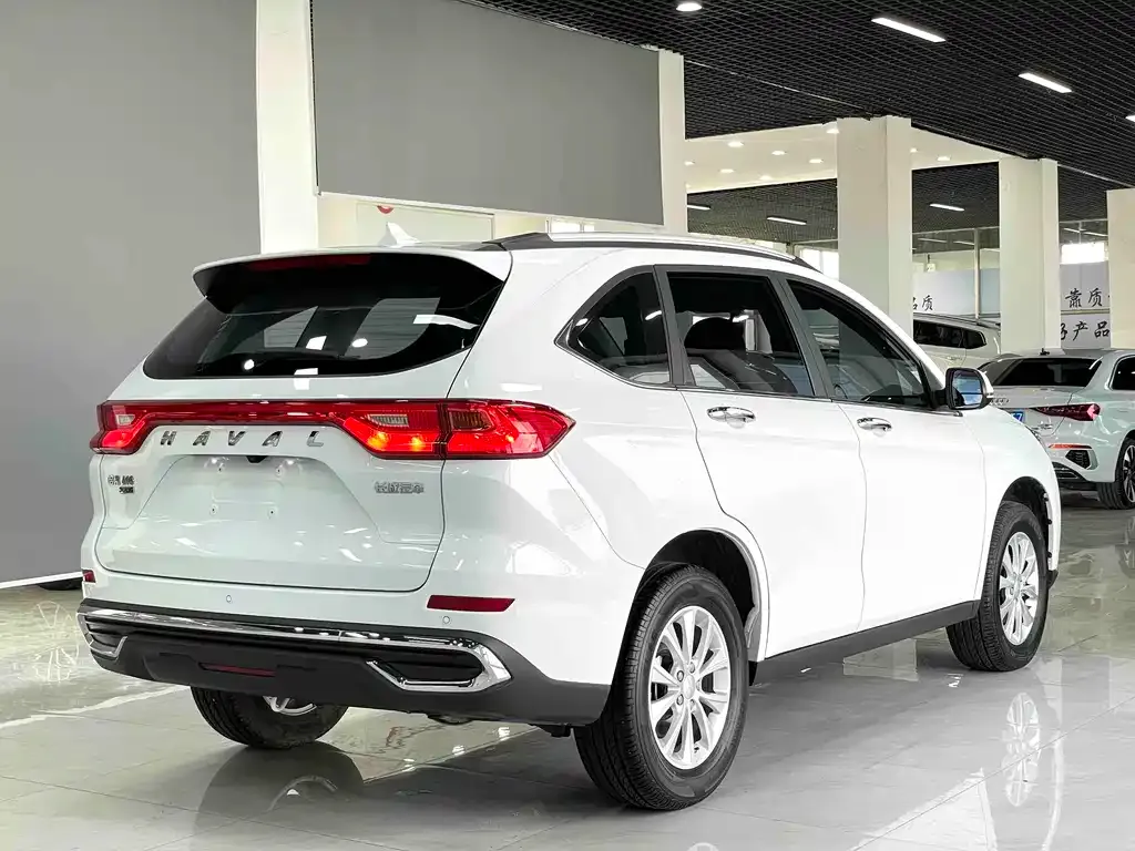 Haval M6 — фото 8