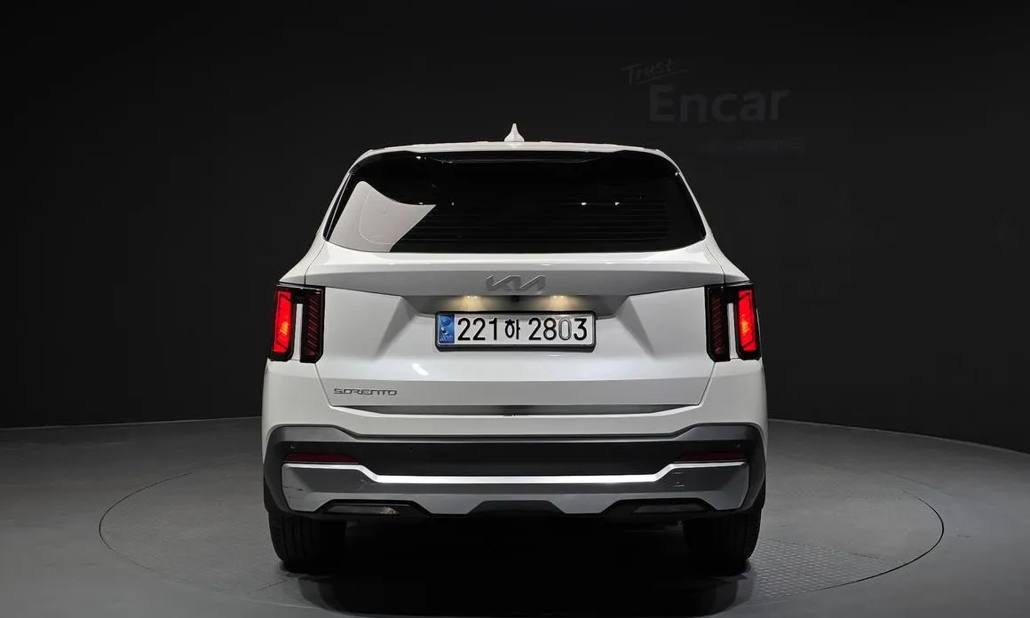 Kia Sorento — фото 8