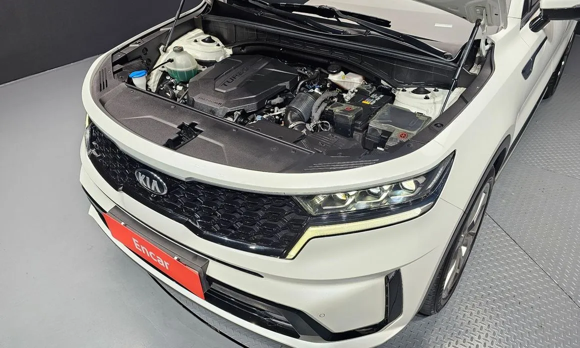 Kia Sorento — фото 7