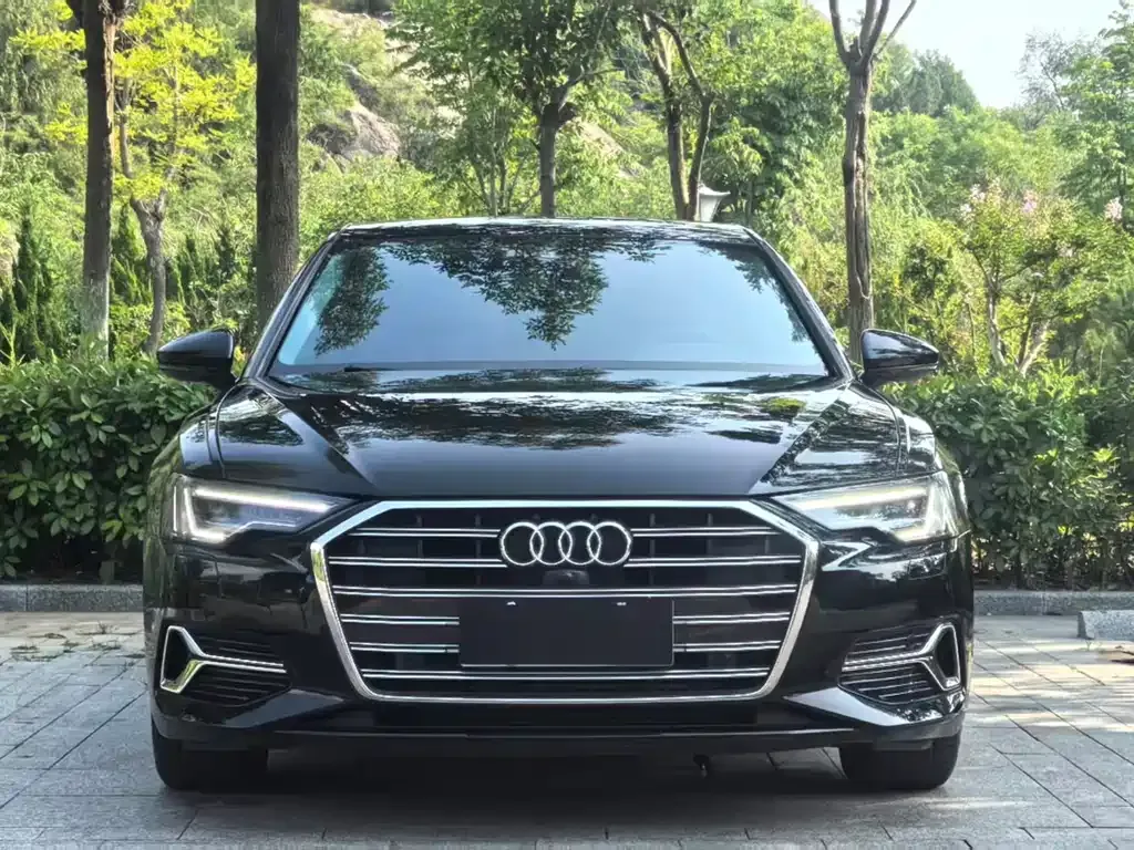 Audi A6L — фото 9