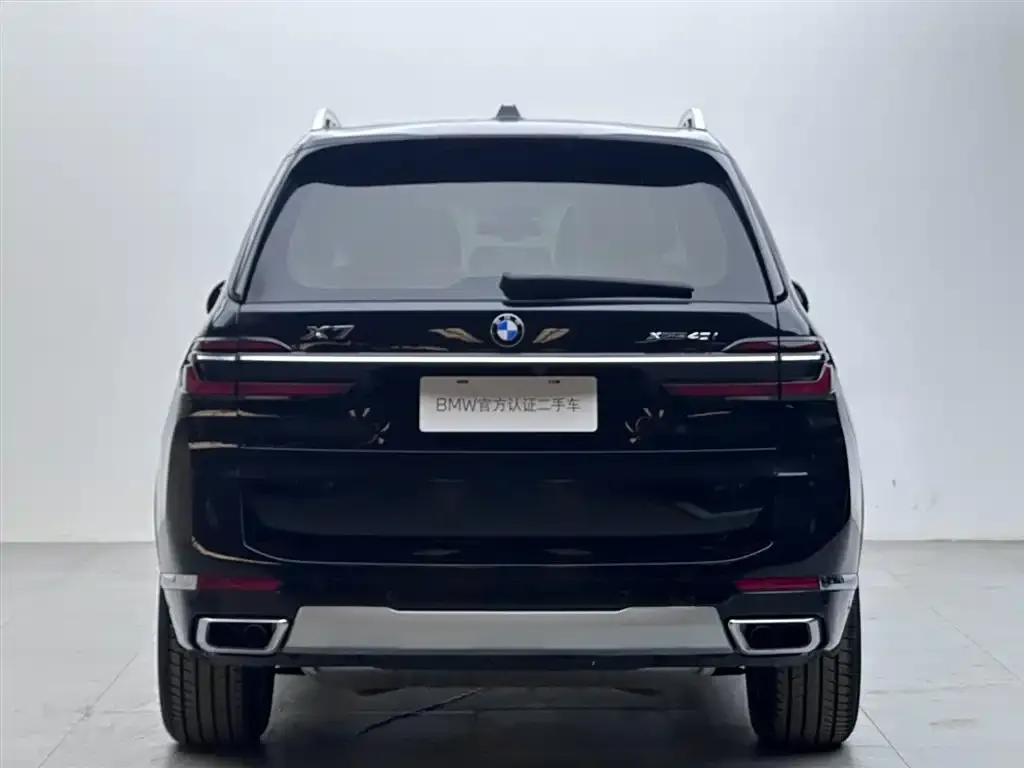 BMW X7 — фото 2