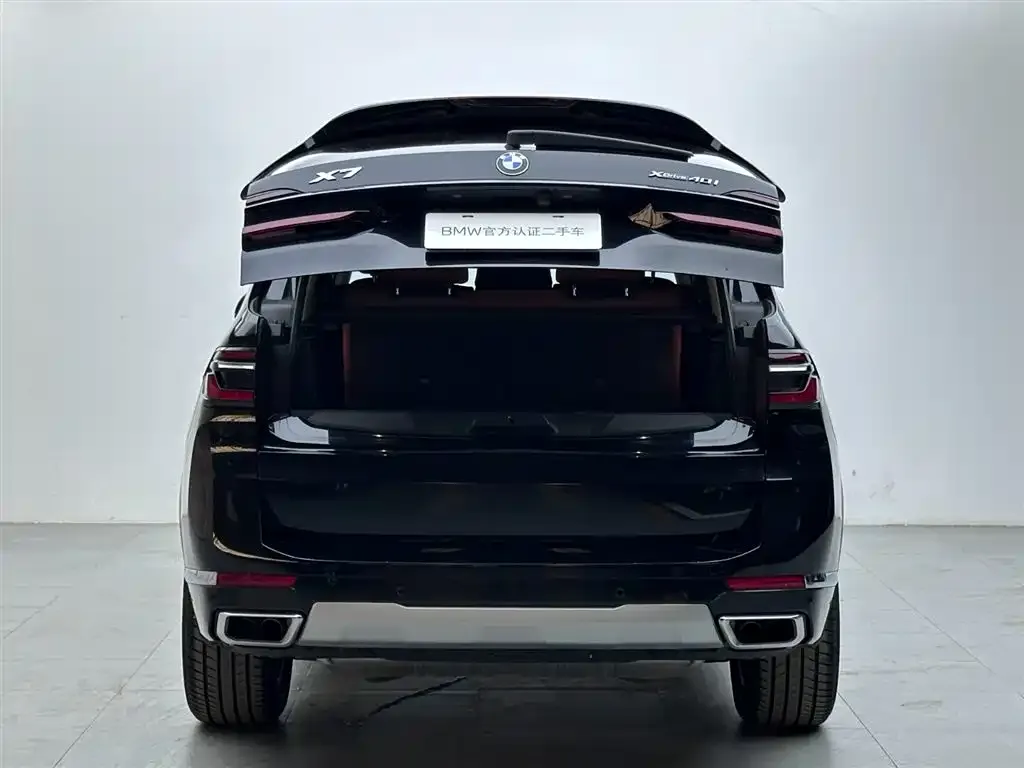 BMW X7 — фото 3