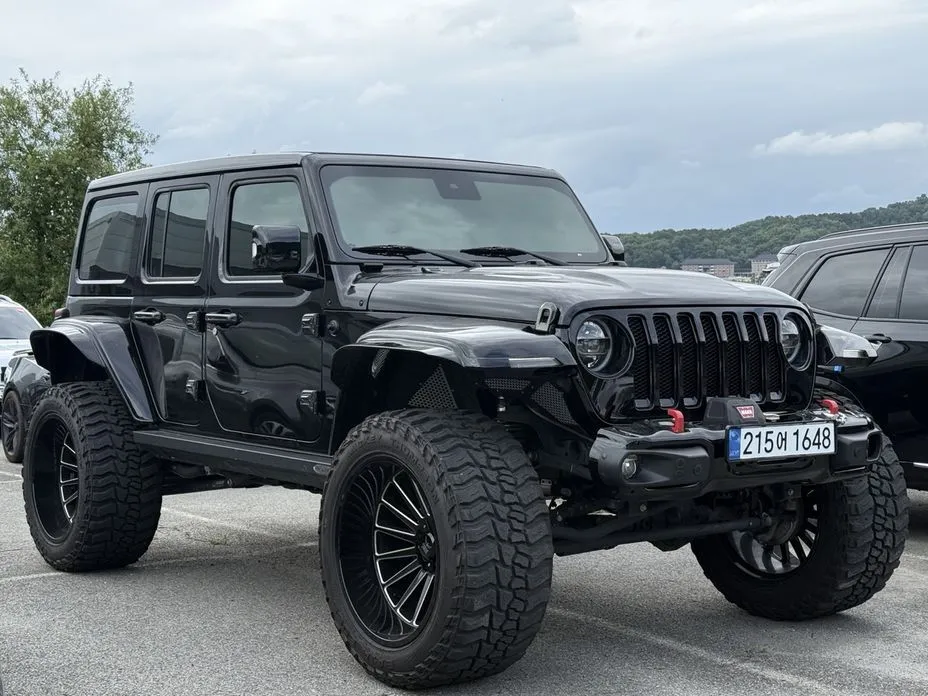 Jeep Wrangler — фото 6