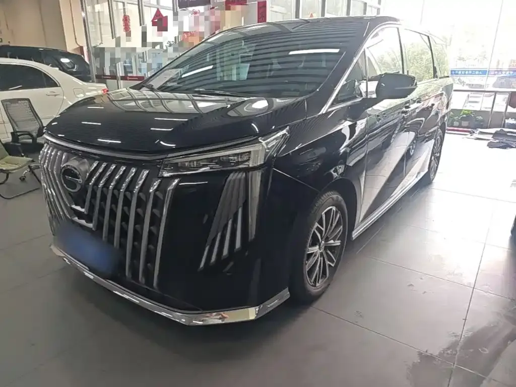 GAC Motor Trumpchi M8 — фото 1