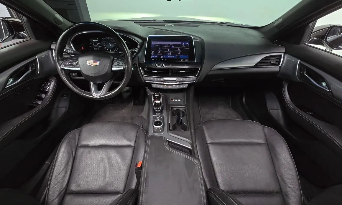 Cadillac CT5 — фото 4