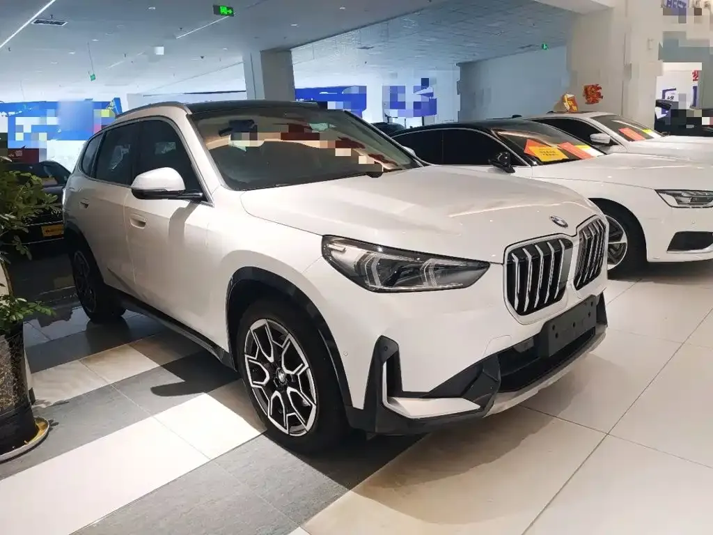 BMW X1 — фото 5
