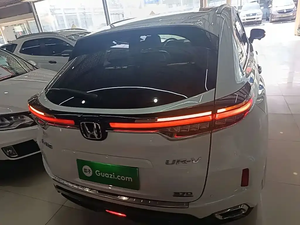 Honda UR-V — фото 10