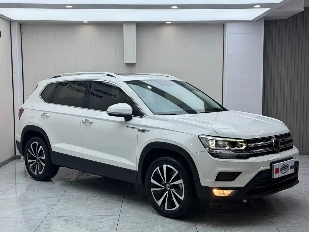 Volkswagen Tharu — фото 5