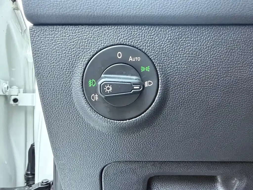 Volkswagen Tharu — фото 10