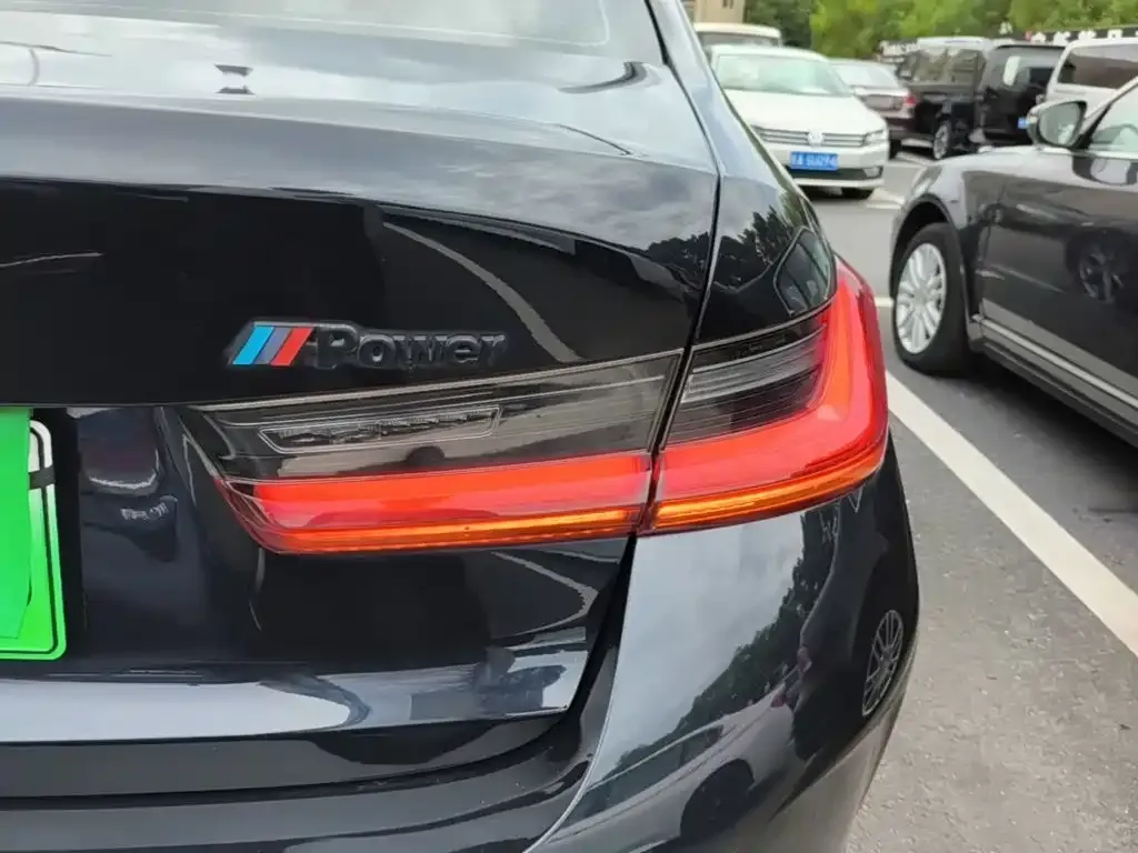 BMW i3 — фото 3