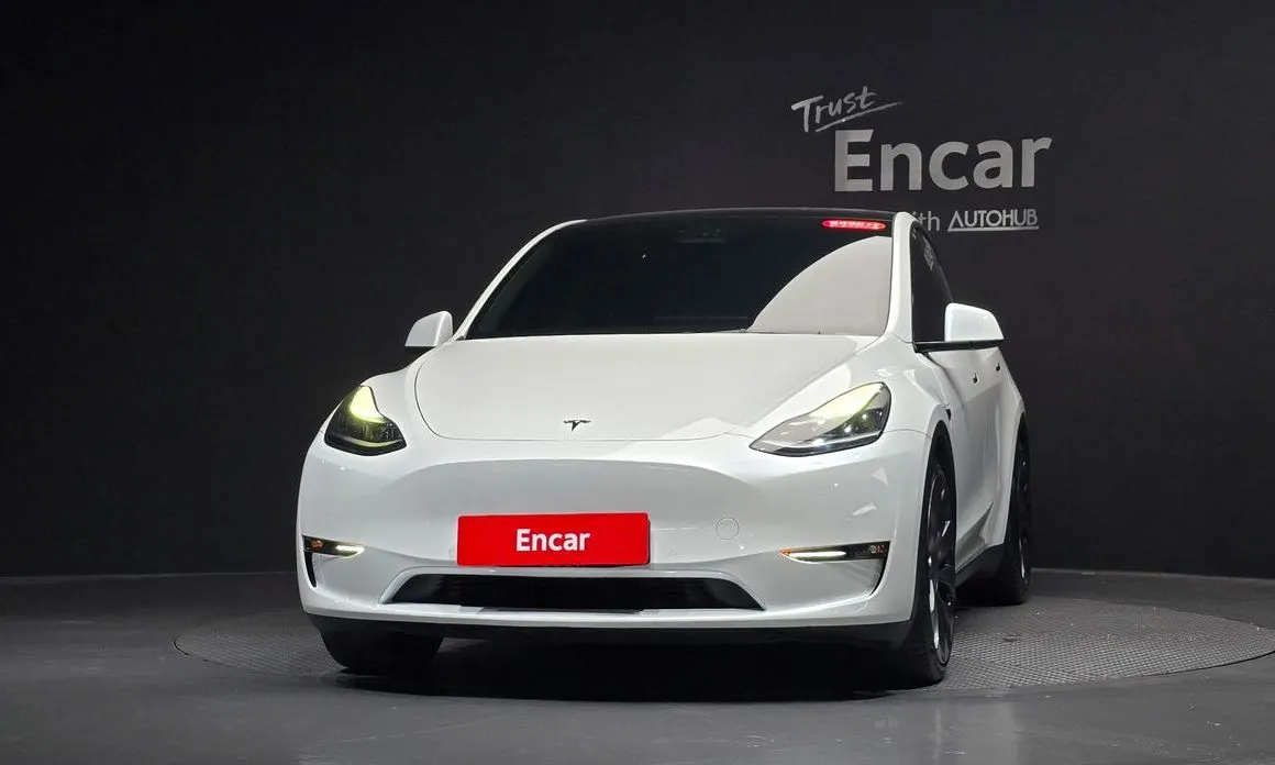 Tesla Model Y — фото 5