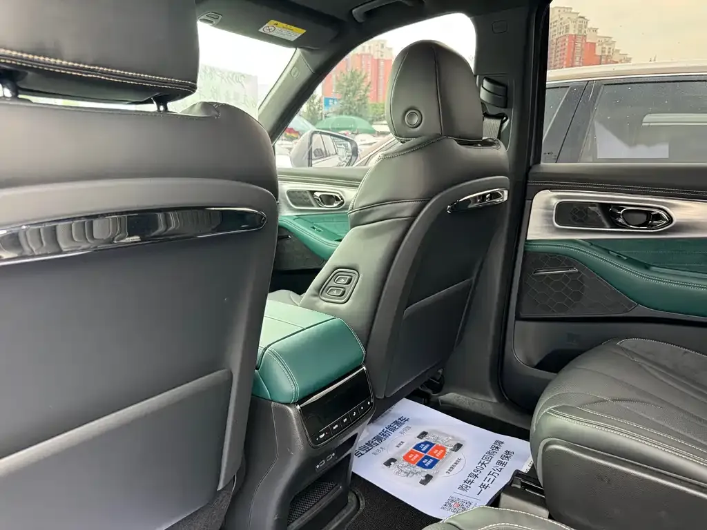 GAC Motor Trumpchi GS8 — фото 3