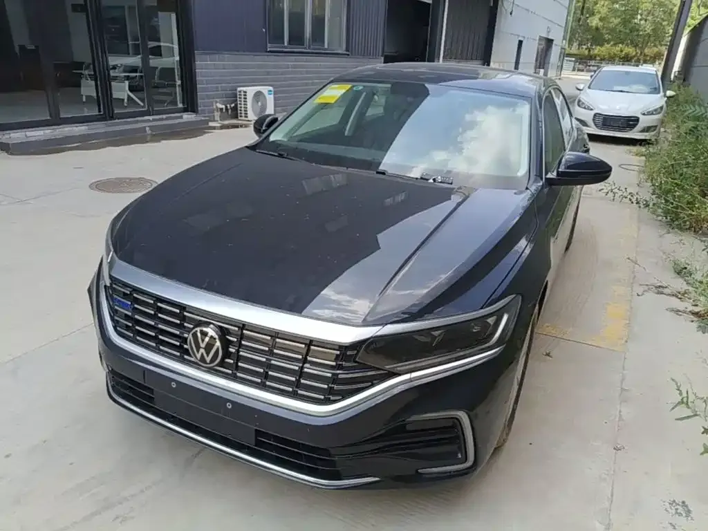 Volkswagen 帕萨特插电混动 — фото 1