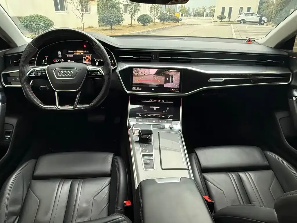 Audi A7 2024 из CN, фото 10