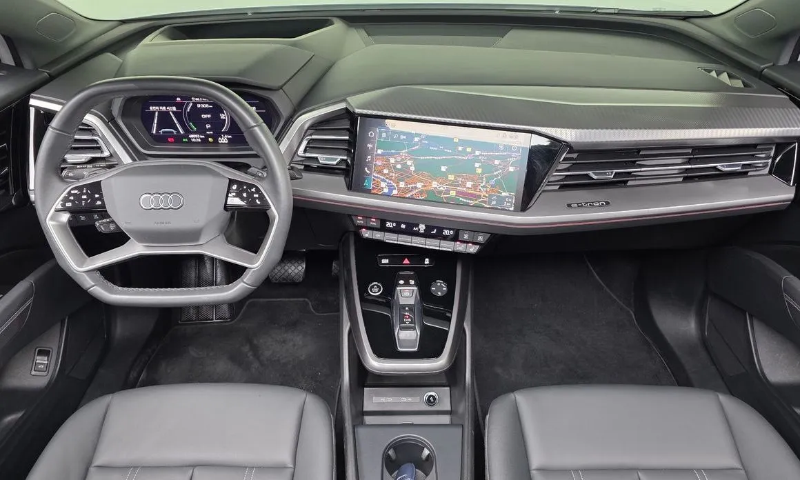 Audi Q4 e-tron 2023 из KR, фото 9