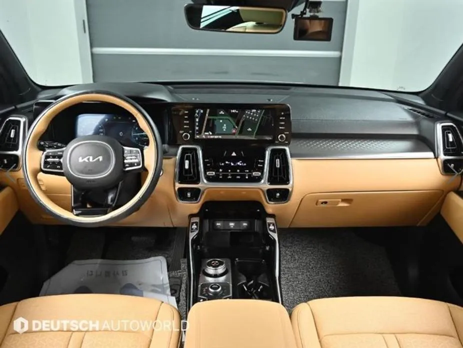 Kia Sorento — фото 8