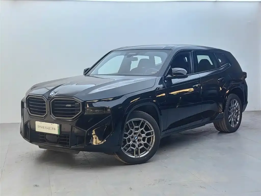 BMW XM — фото 1