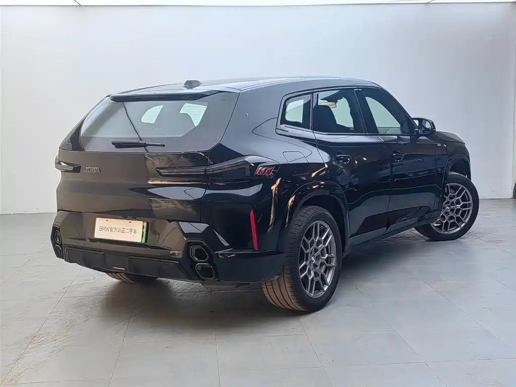 BMW XM — фото 5