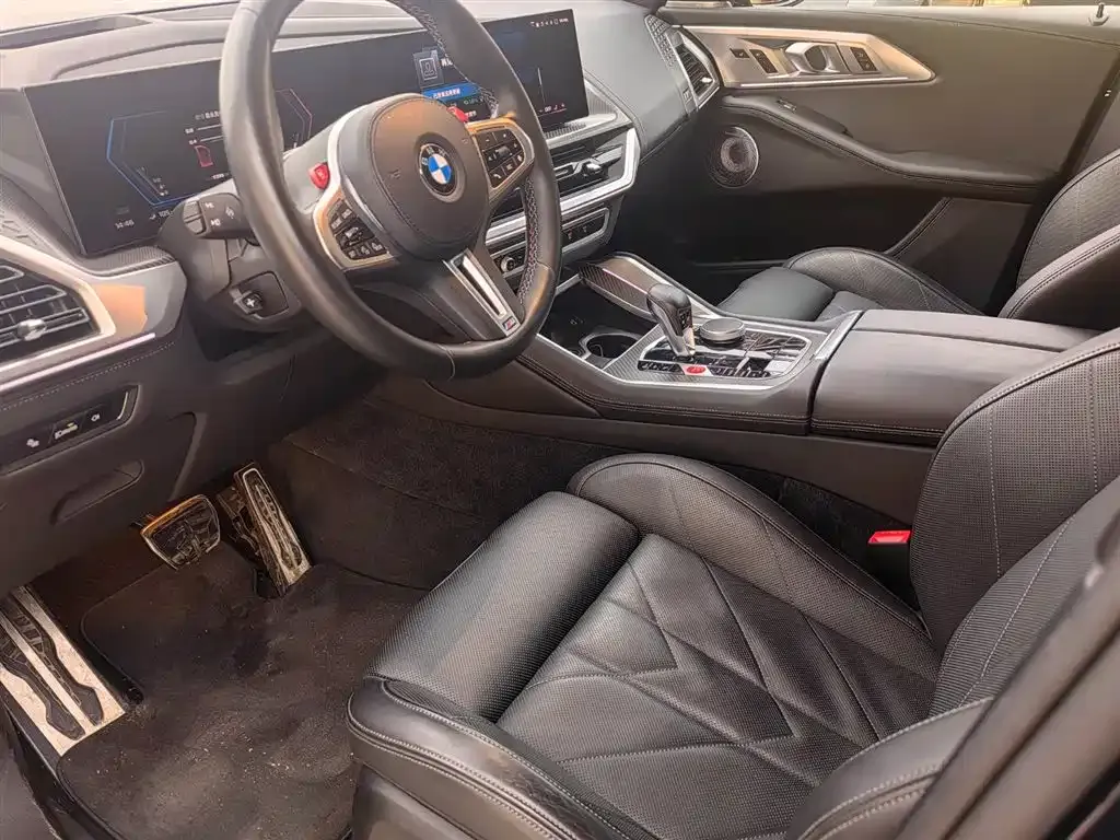 BMW XM — фото 7