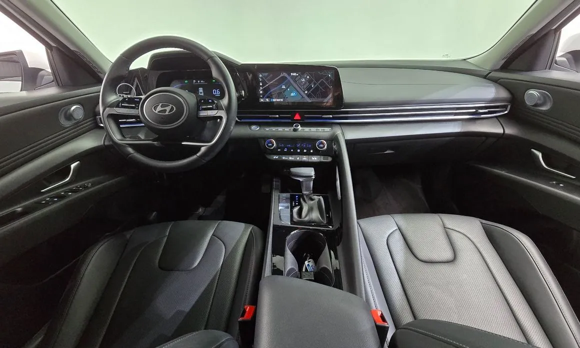 Hyundai AVANTE — фото 9