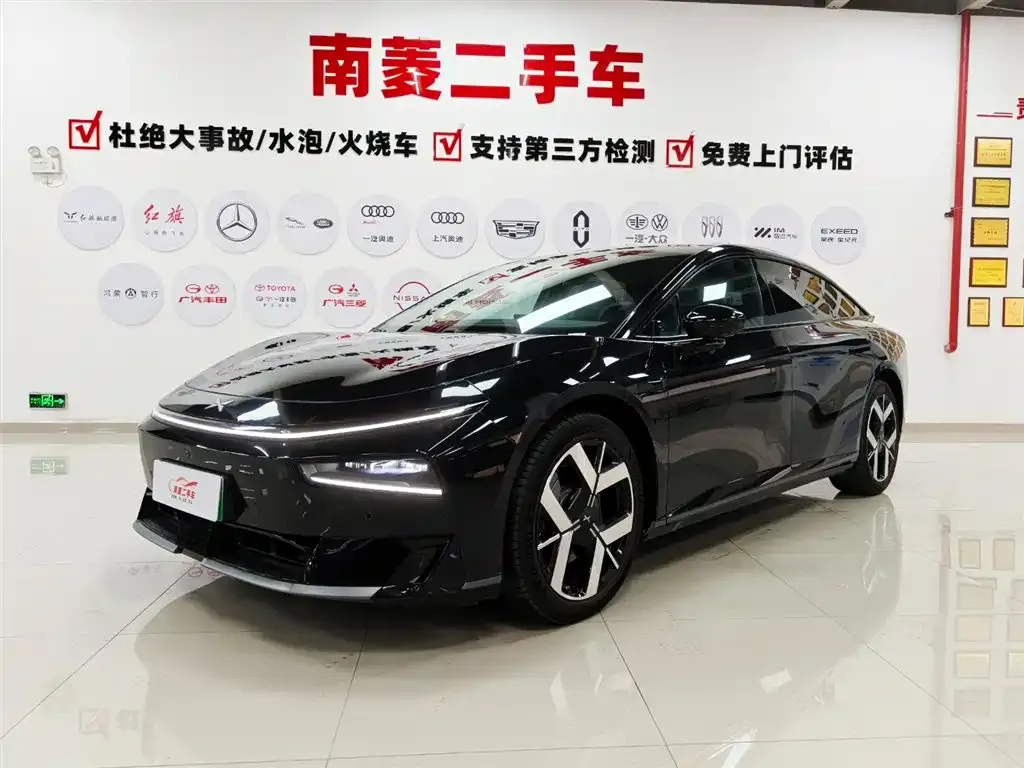 XPeng P7+ — фото 1