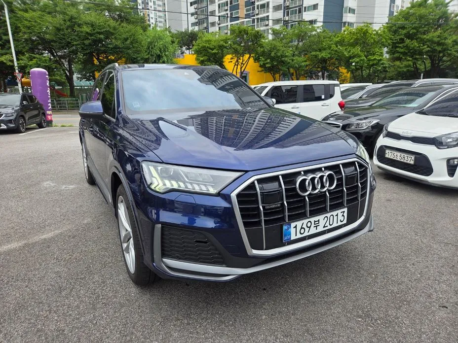 Audi Q7 — фото 5