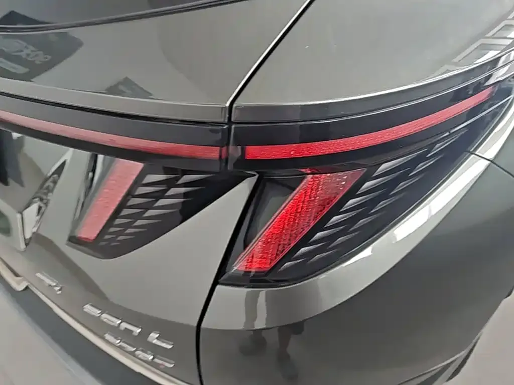 Hyundai Tucson — фото 7
