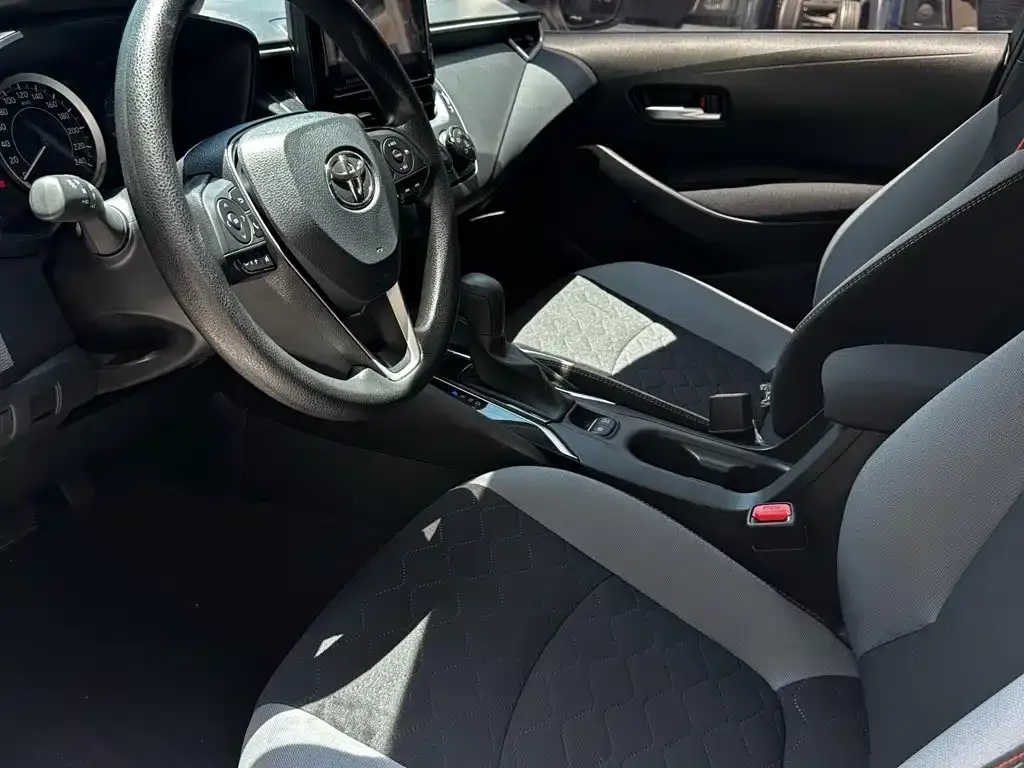 Toyota Corolla 2023 из CN, фото 2