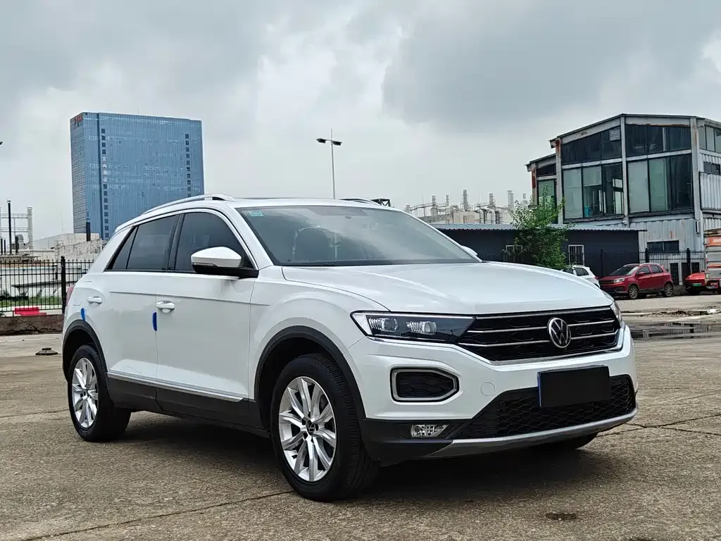 Volkswagen T-Roc — фото 3