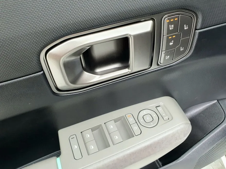 Kia EV4 2026 из KR, фото 10