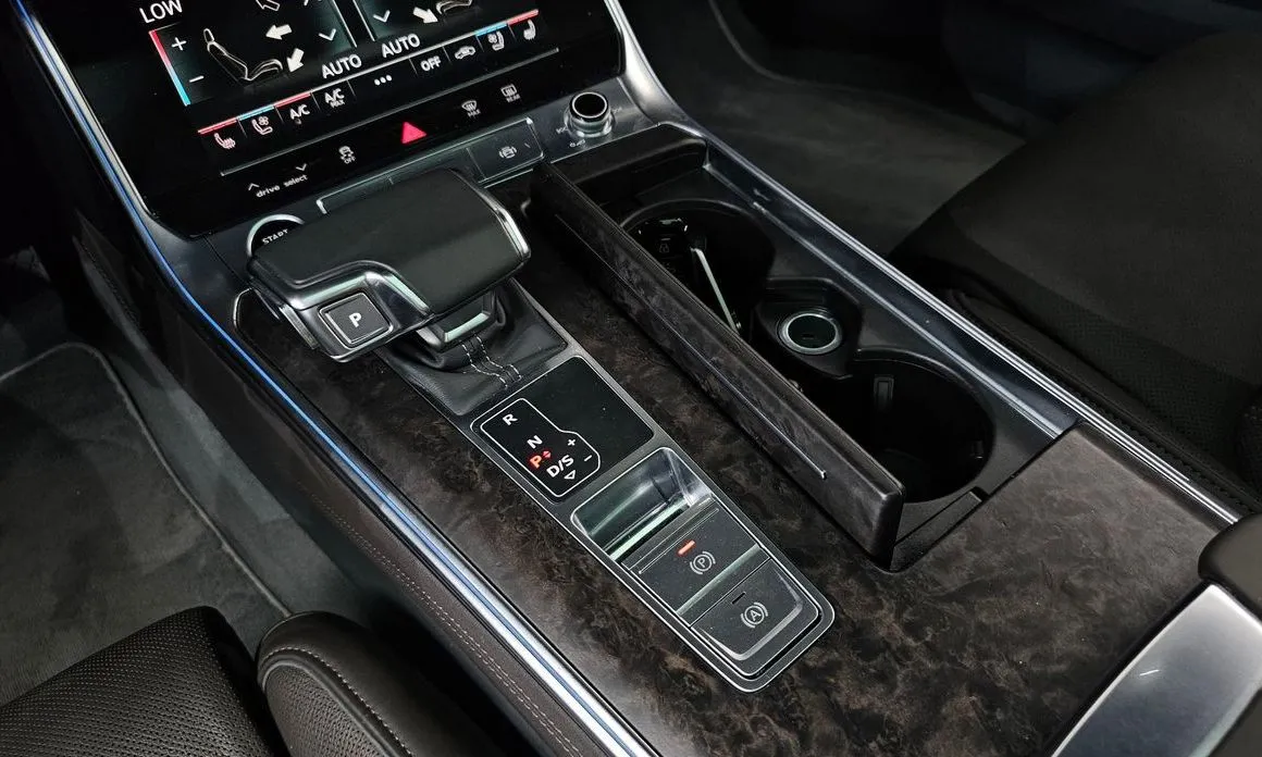 Audi A7 2021 из KR, фото 10