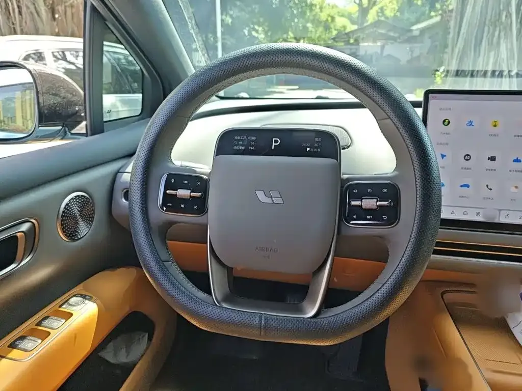 Li Auto i6 — фото 10
