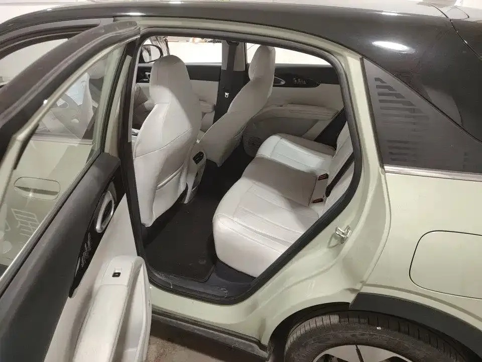Geely Starburst — фото 9