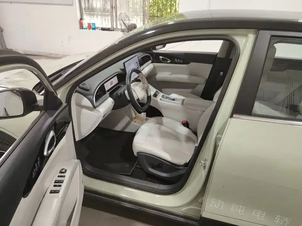 Geely Starburst — фото 8