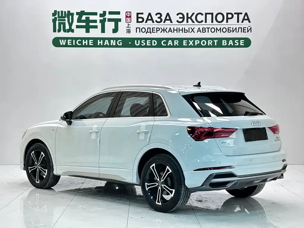 Audi Q3 — фото 10