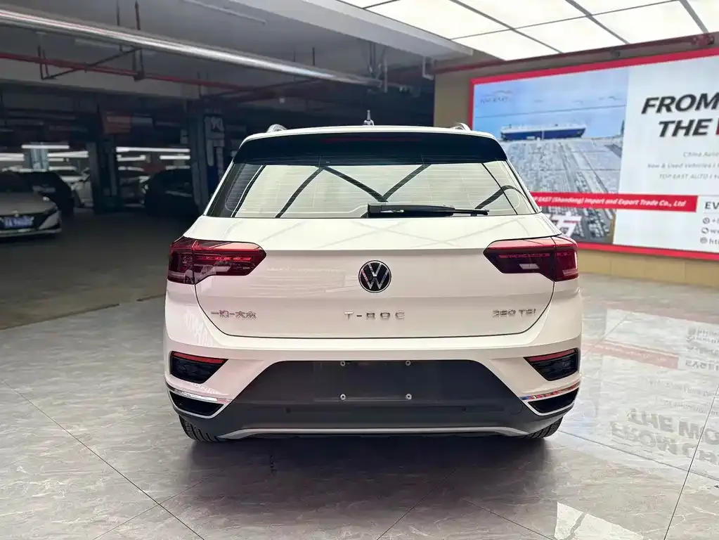 Volkswagen T-Roc — фото 5